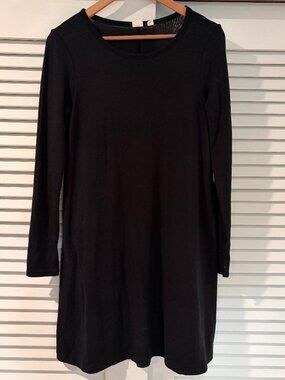 Gap Long-Sleeve Swing Dress in Black Size XS